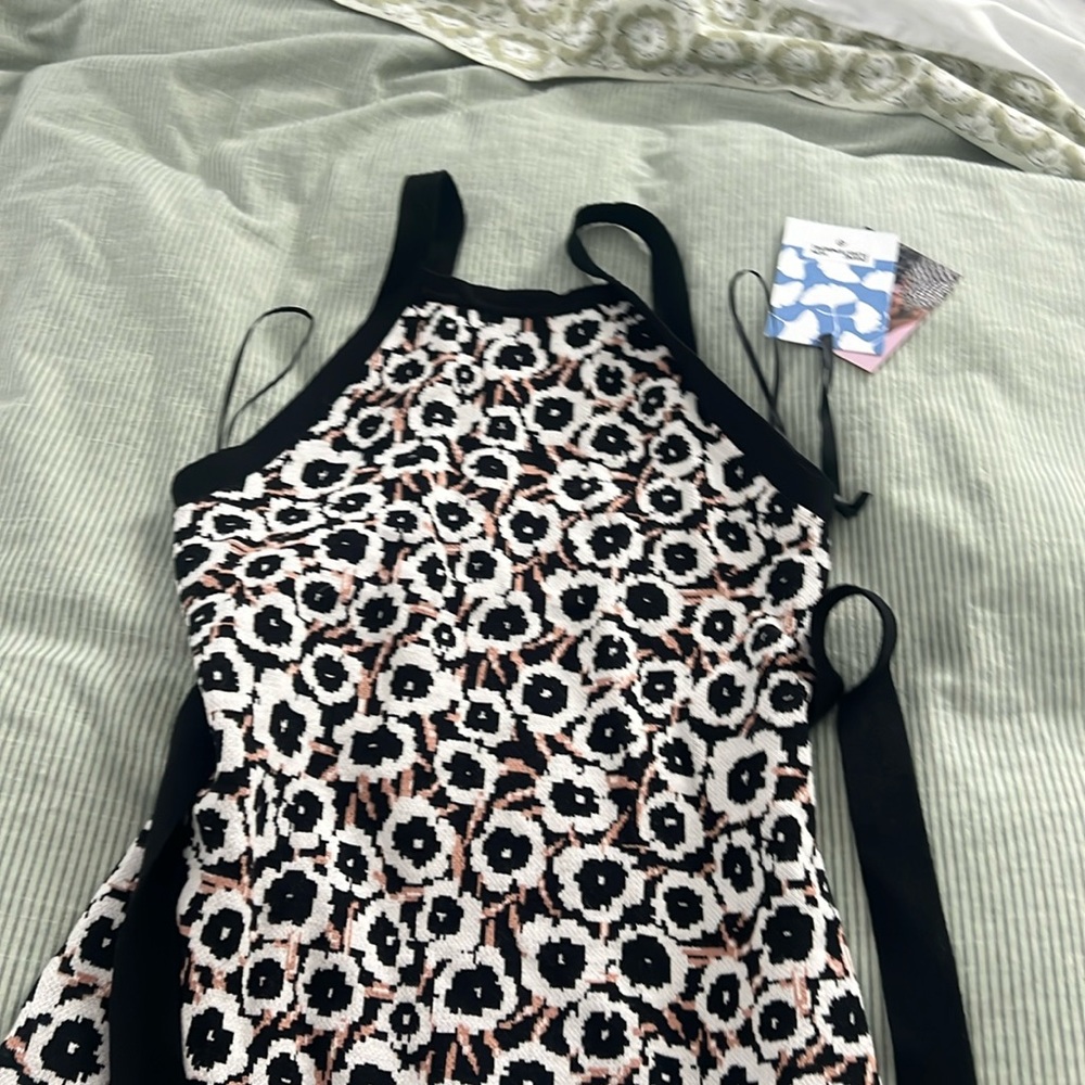 Diane Vaughn, Furstenberg, black and white floral midi dress